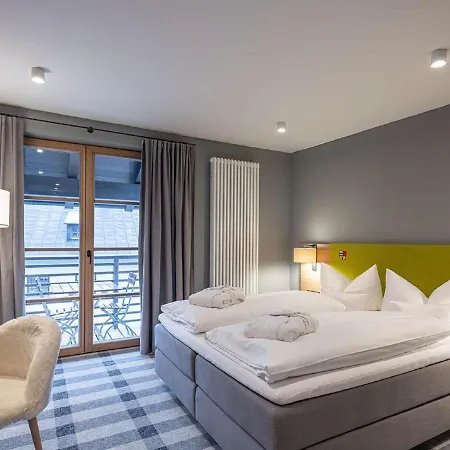 - Fuchs Hotel